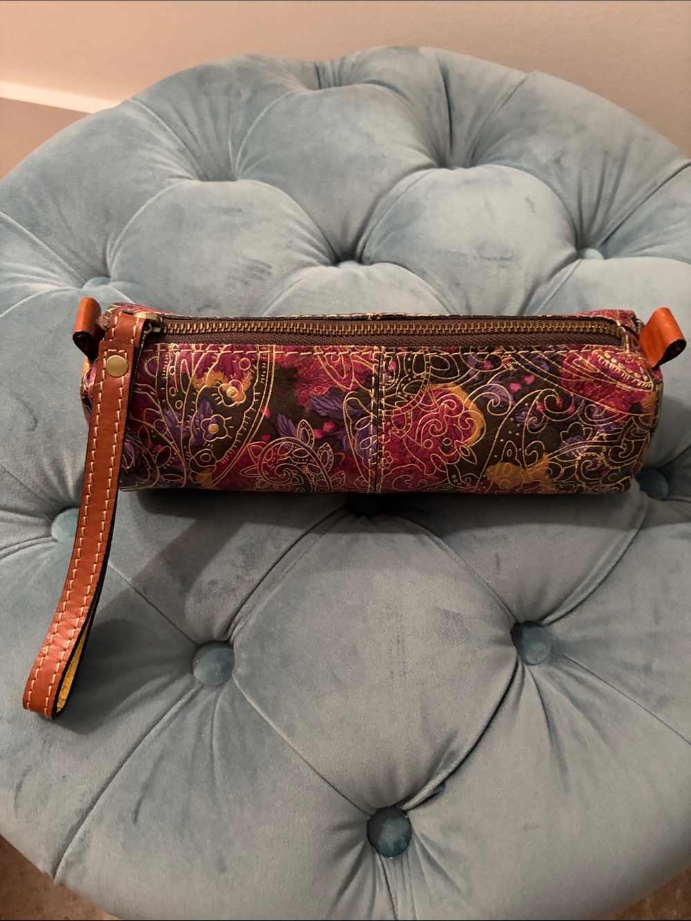 Patricia Nash Make up Bag/Tiny Wristlet Like New